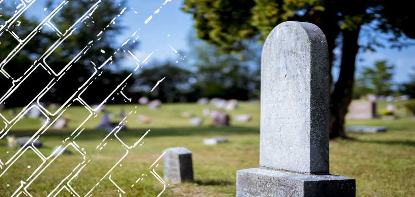 una tumba que se encuentra en un cementerio